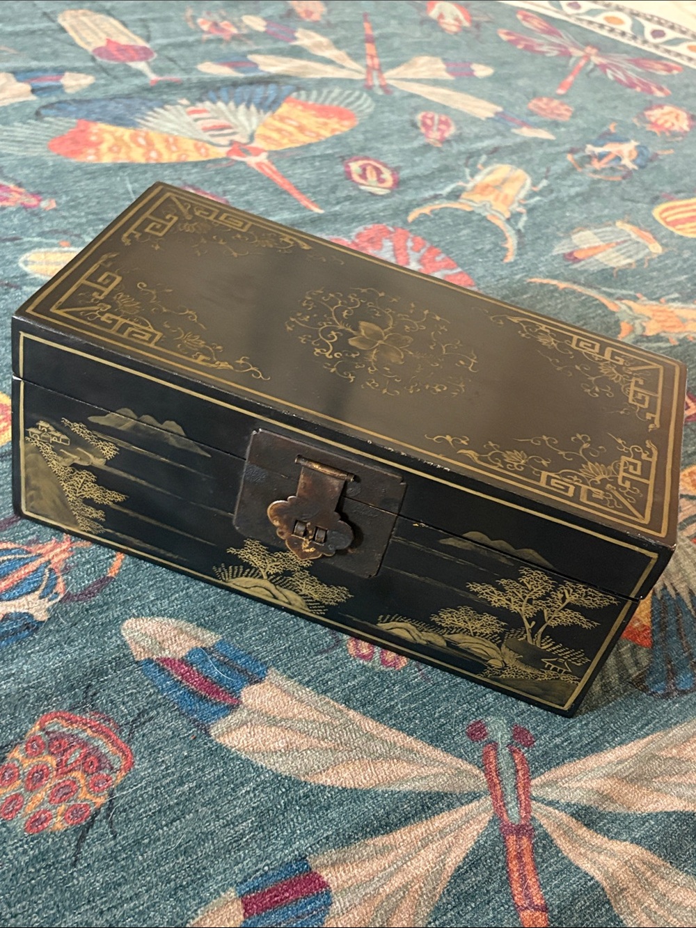 Gorgeous vintage large Black and Gold Chinese hand painted Lacquer Jewelry Box